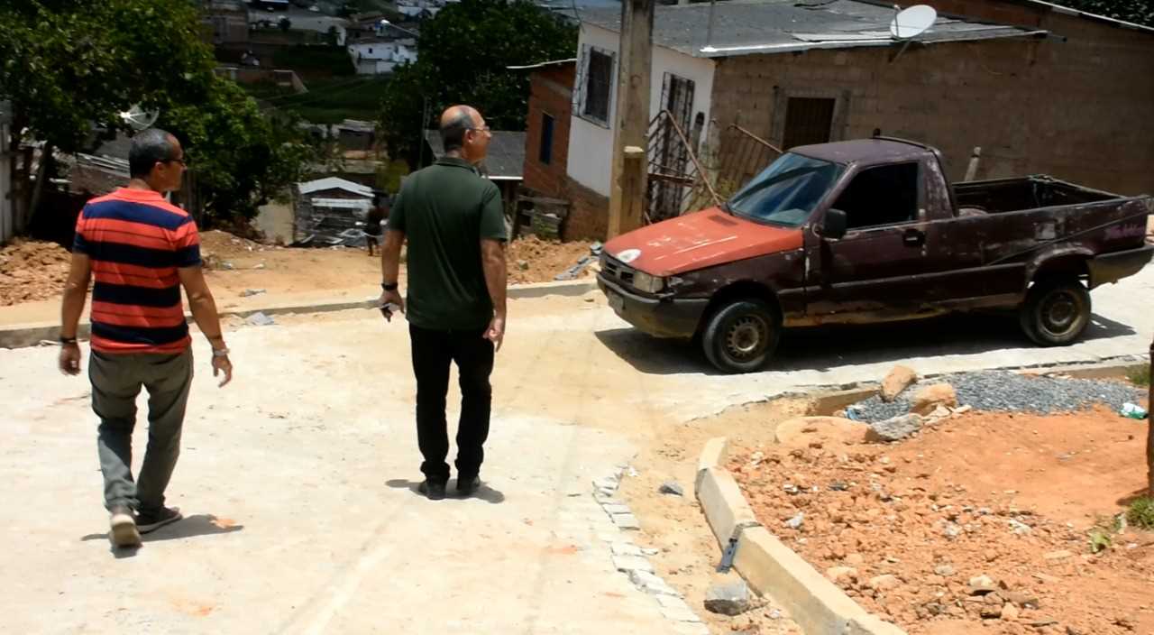 Camacã: Mais ruas calçadas em fase de conclusão na Cidade Alta no Bairro Paulo Jaquisson